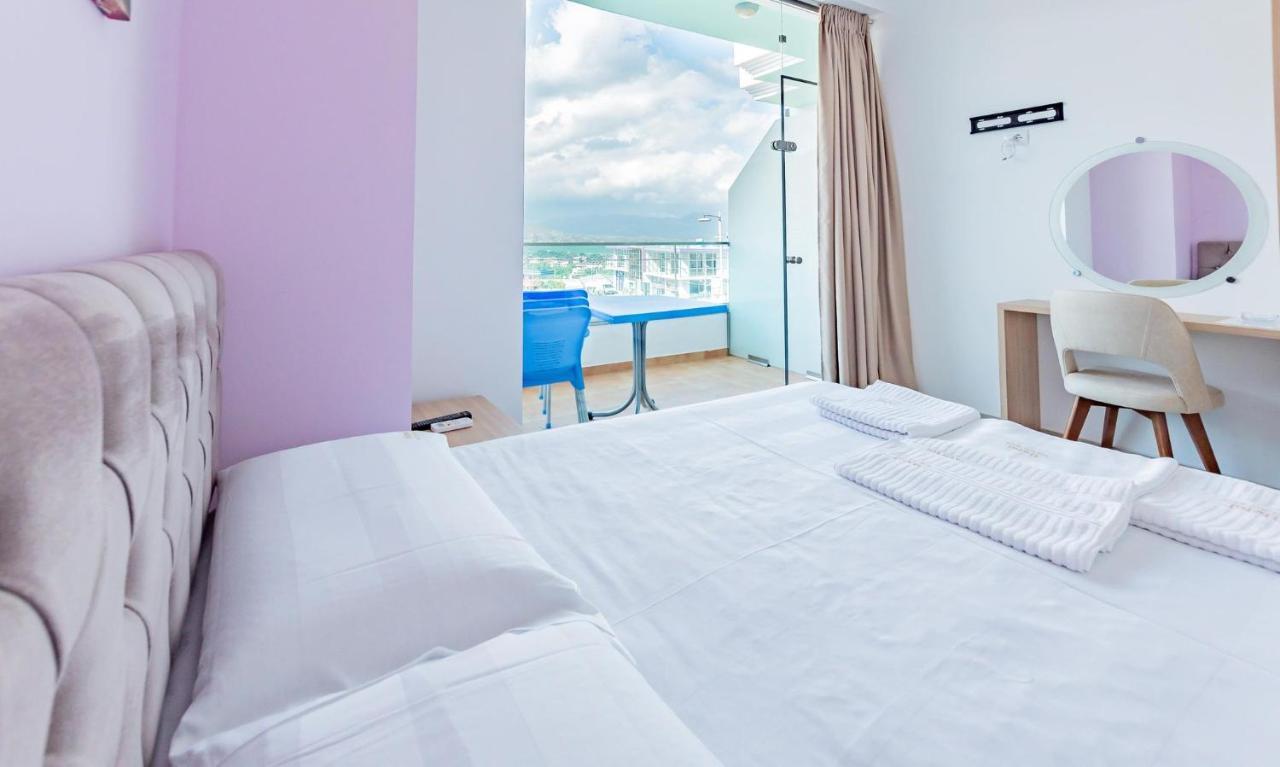 The City Gate Hotel ซารานเดอ ภายนอก รูปภาพ