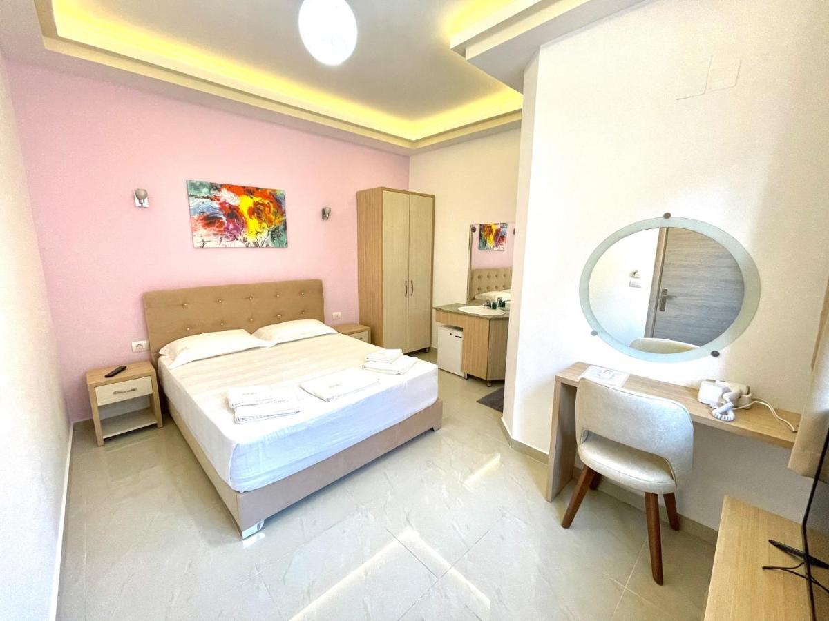 The City Gate Hotel ซารานเดอ ภายนอก รูปภาพ