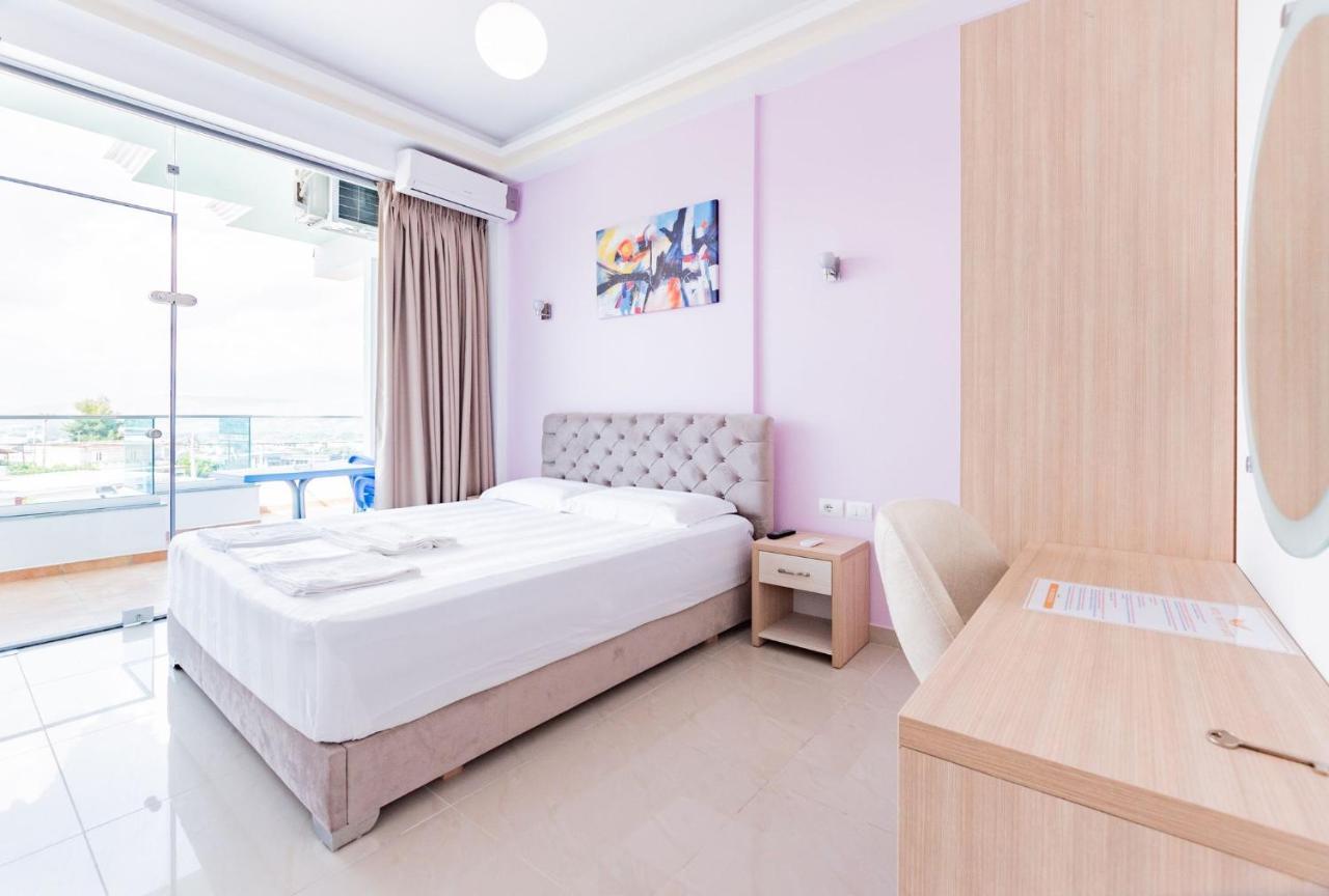 The City Gate Hotel ซารานเดอ ภายนอก รูปภาพ