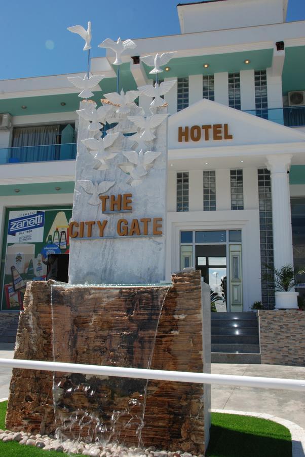 The City Gate Hotel ซารานเดอ ภายนอก รูปภาพ
